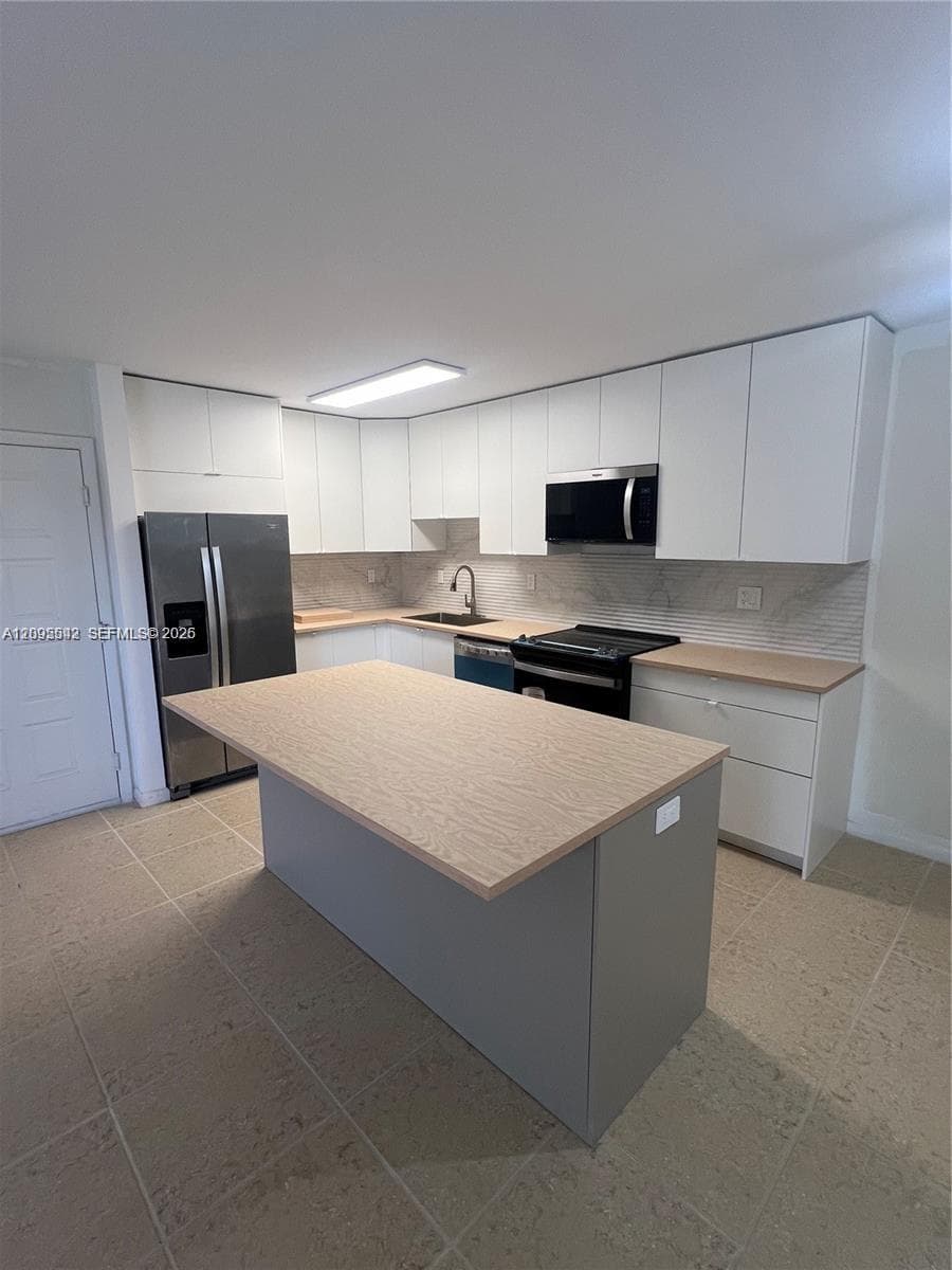 DORAL PK CO CLUB VILLAS C · #102-11 in Doral - Photo 1