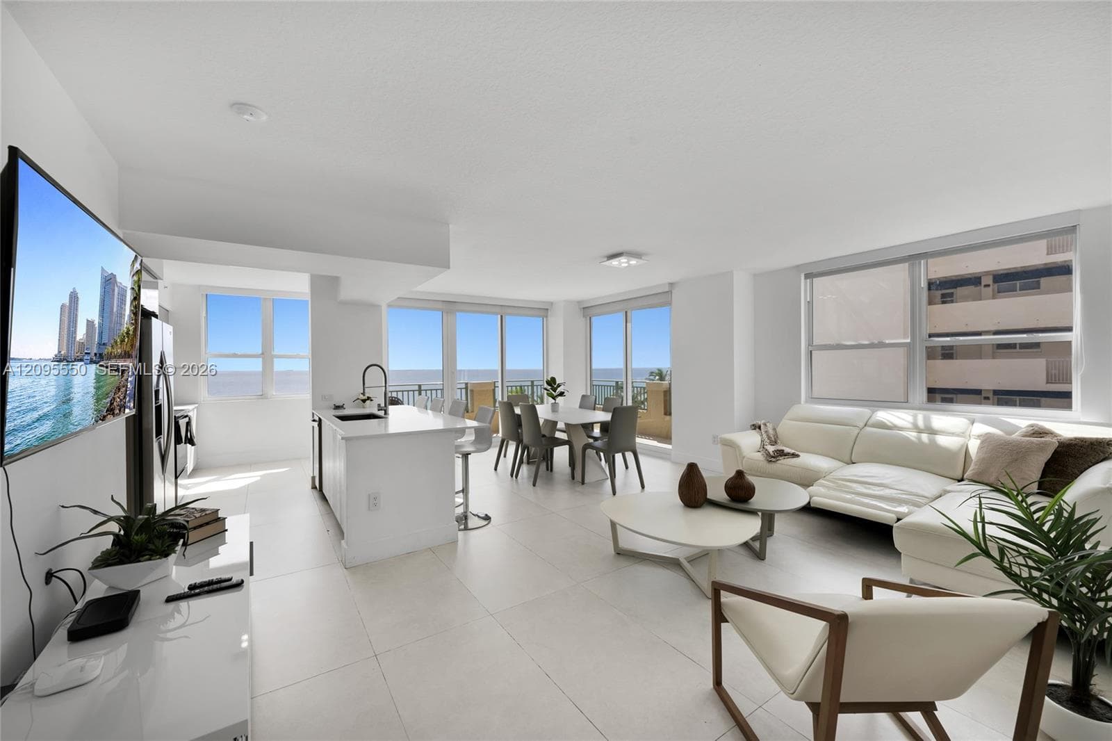 2080 OCEAN DRIVE CONDO · #511 in Hallandale Beach - Photo 3