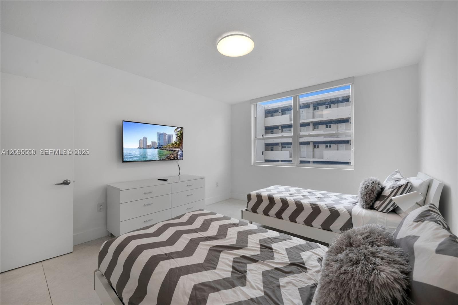 2080 OCEAN DRIVE CONDO · #511 in Hallandale Beach - Photo 15