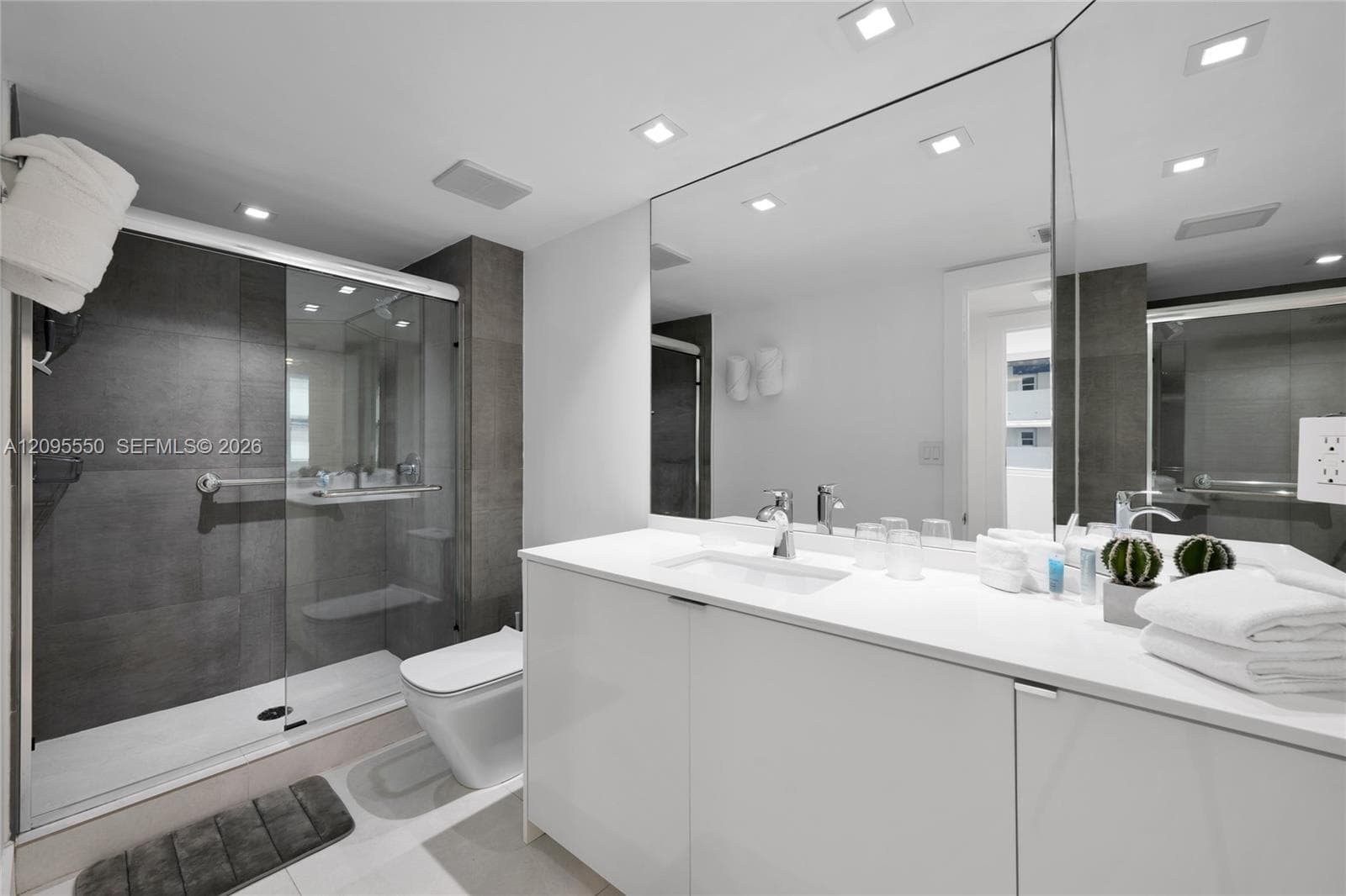 2080 OCEAN DRIVE CONDO · #511 in Hallandale Beach - Photo 19