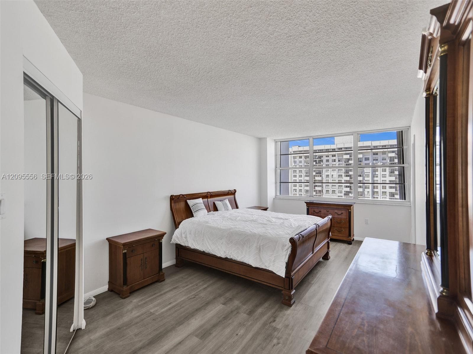 DEL PRADO MARINA · #1701 in Aventura - Photo 27