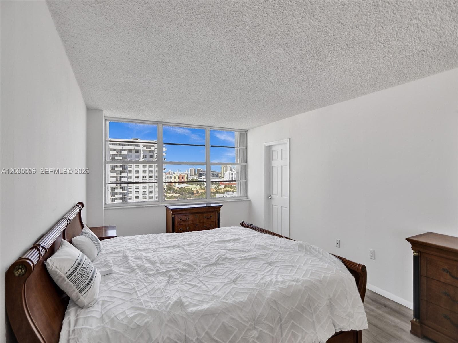 DEL PRADO MARINA · #1701 in Aventura - Photo 28