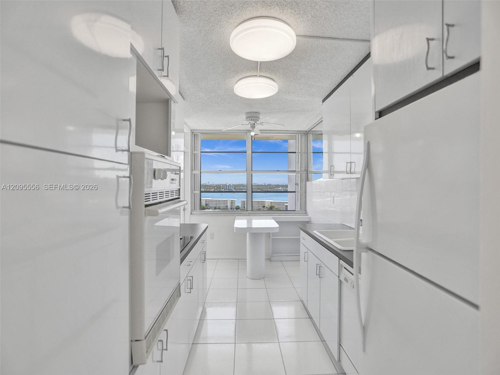 DEL PRADO MARINA · #1701 in Aventura - Photo 9