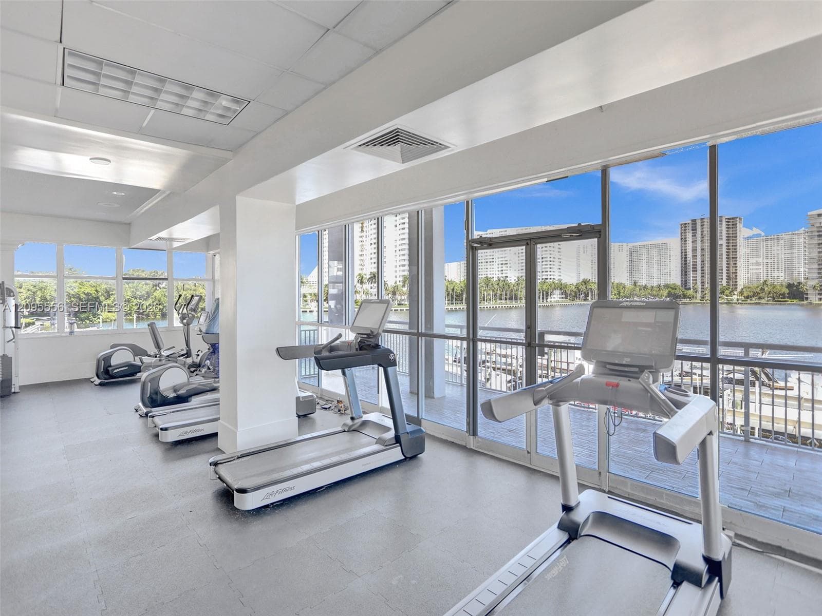 DEL PRADO MARINA · #1701 in Aventura - Photo 38