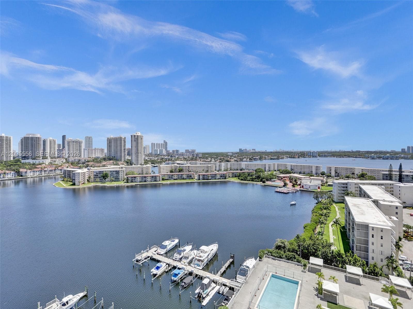 DEL PRADO MARINA · #1701 in Aventura - Photo 15