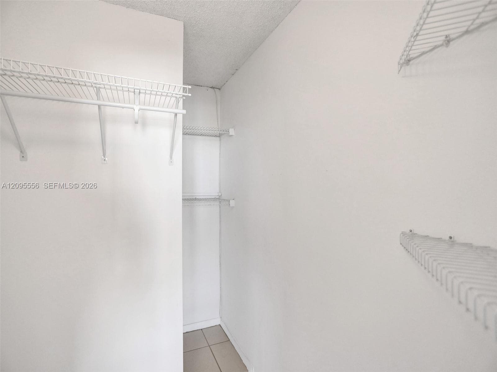DEL PRADO MARINA · #1701 in Aventura - Photo 31