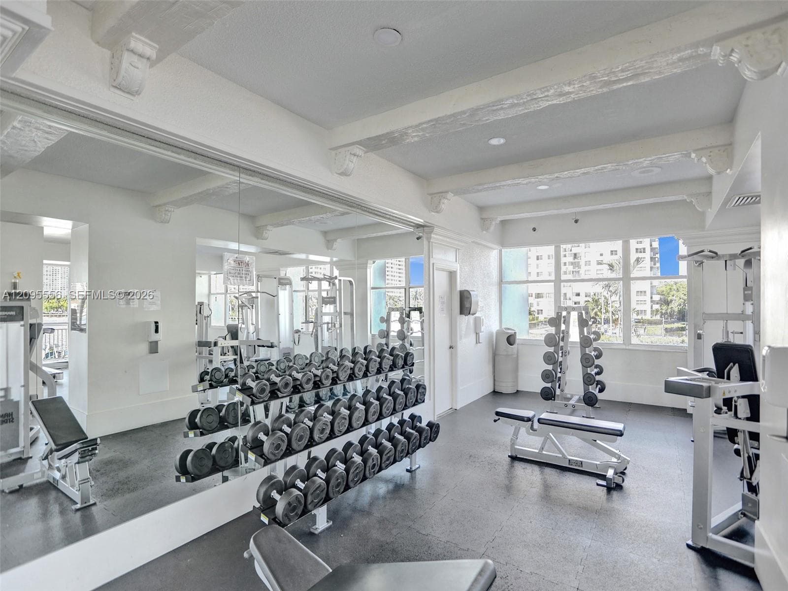 DEL PRADO MARINA · #1701 in Aventura - Photo 39