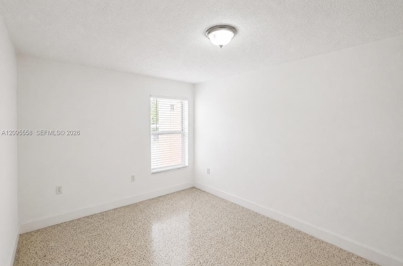 3501 W 11th Ave · #213 in Hialeah - Photo 4