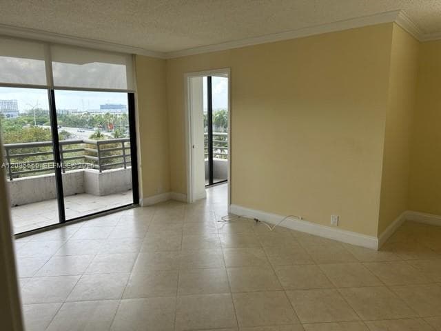 PARC CENTRAL AVENTURA · #606 in Aventura - Photo 6