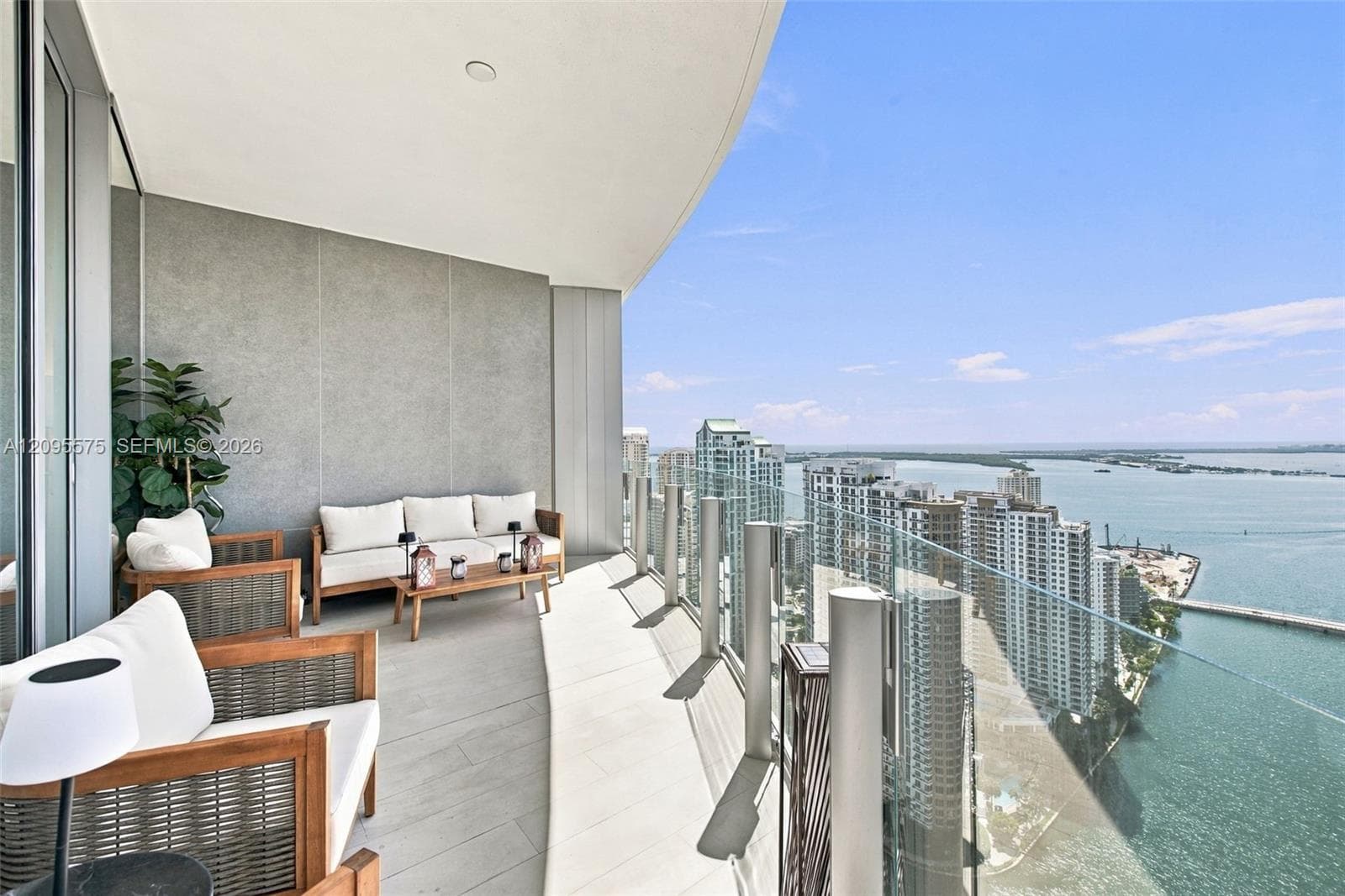 Aston Martin Residences · #4007W in Miami - Photo 3