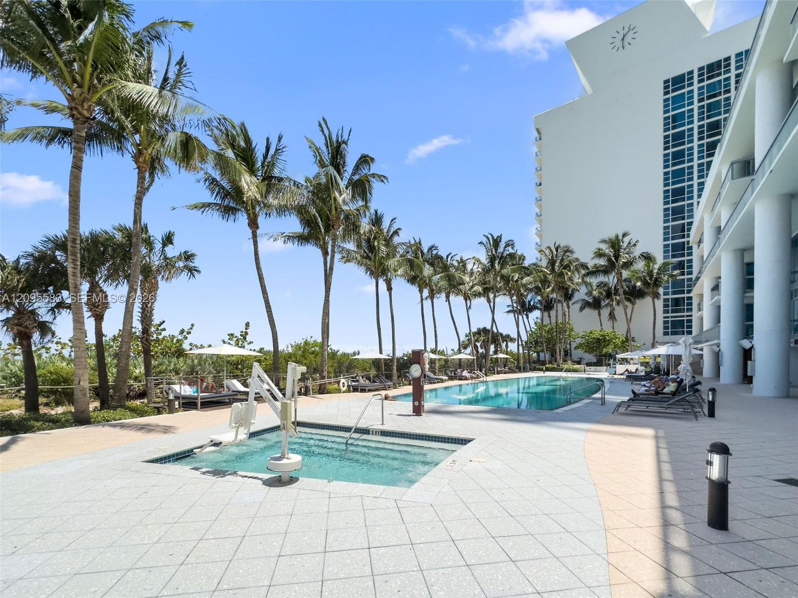 Carillon Miami Beach · #1112 in Miami Beach - Photo 45