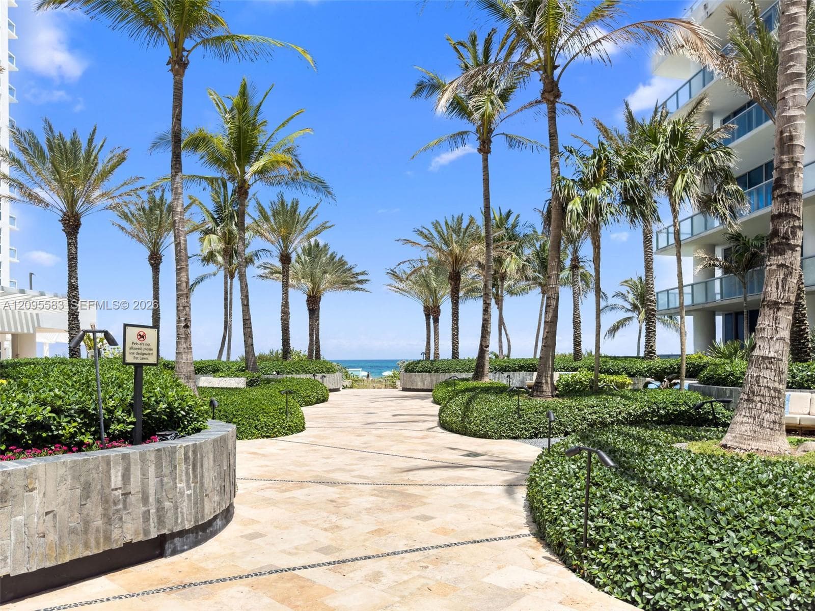 Carillon Miami Beach · #1112 in Miami Beach - Photo 59