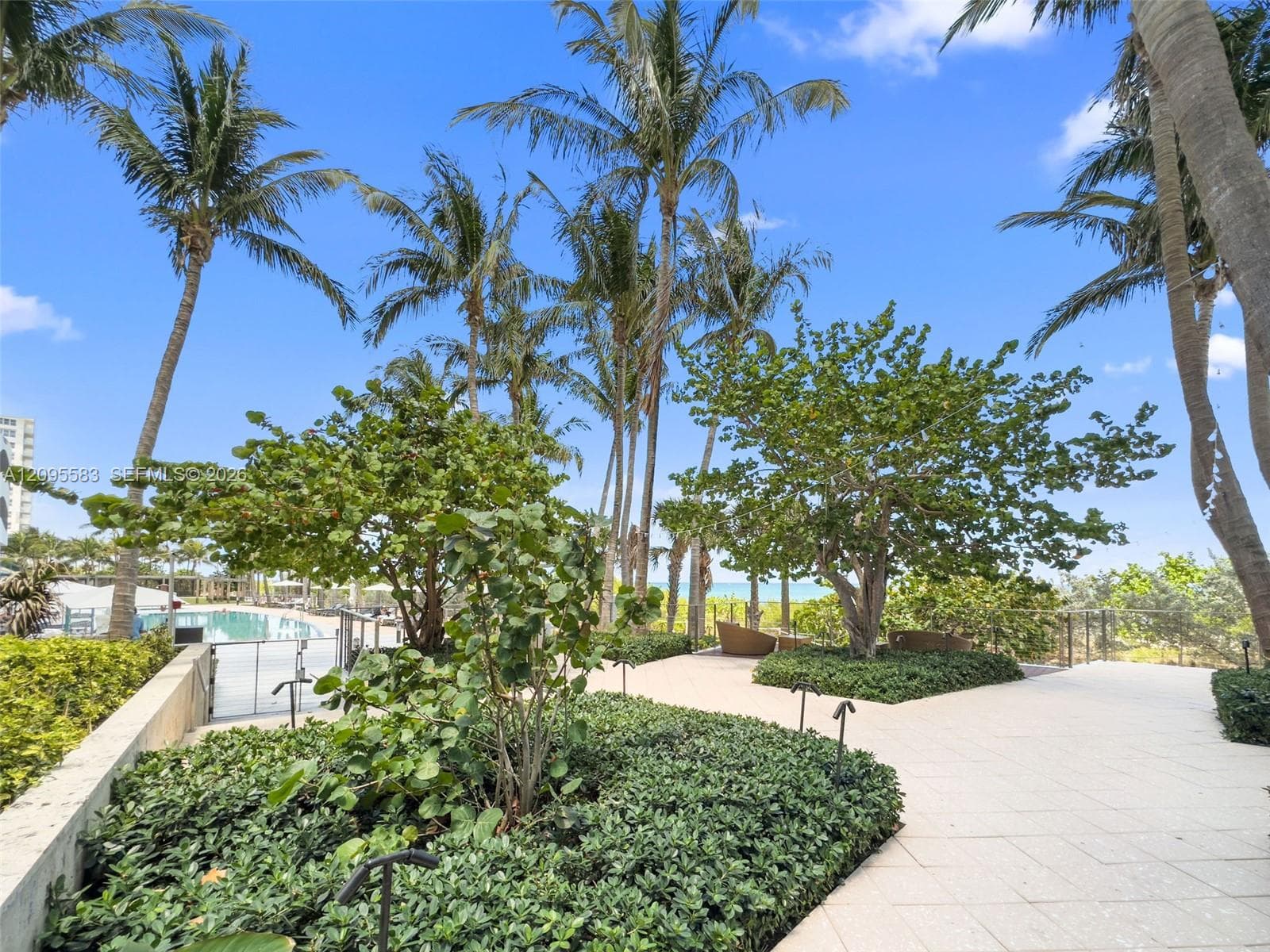 Carillon Miami Beach · #1112 in Miami Beach - Photo 50
