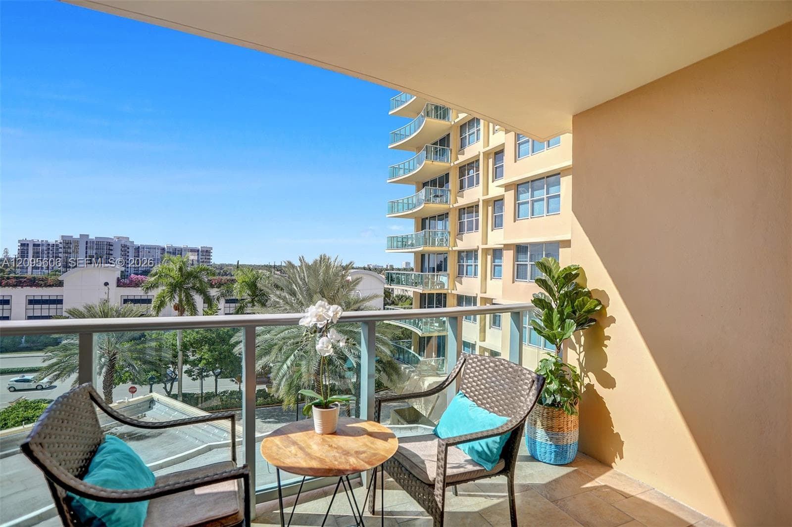 WAVE CONDO · #531 (available Dec 24) in Hollywood - Photo 24