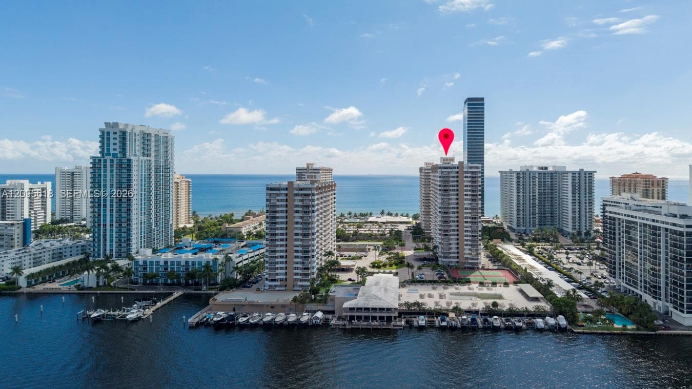 HEMISPHERES CONDO · #10G in Hallandale Beach - Photo 2