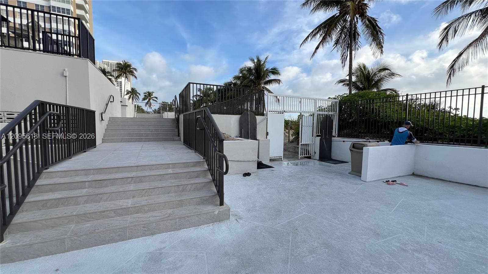 HEMISPHERES CONDO · #10G in Hallandale Beach - Photo 36