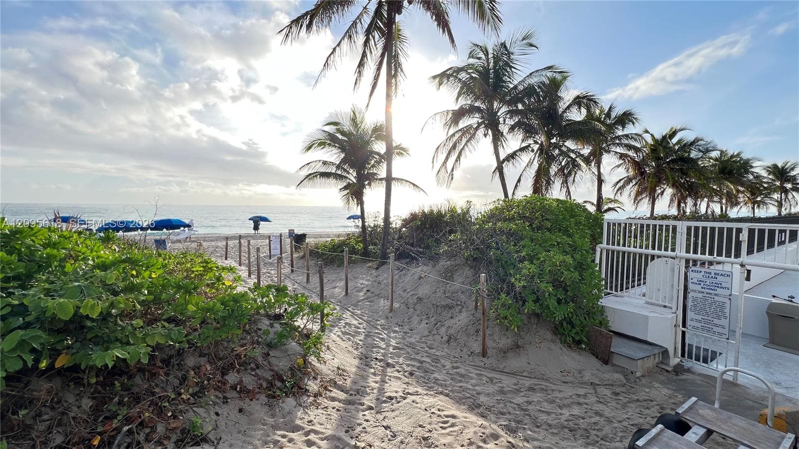 HEMISPHERES CONDO · #10G in Hallandale Beach - Photo 1