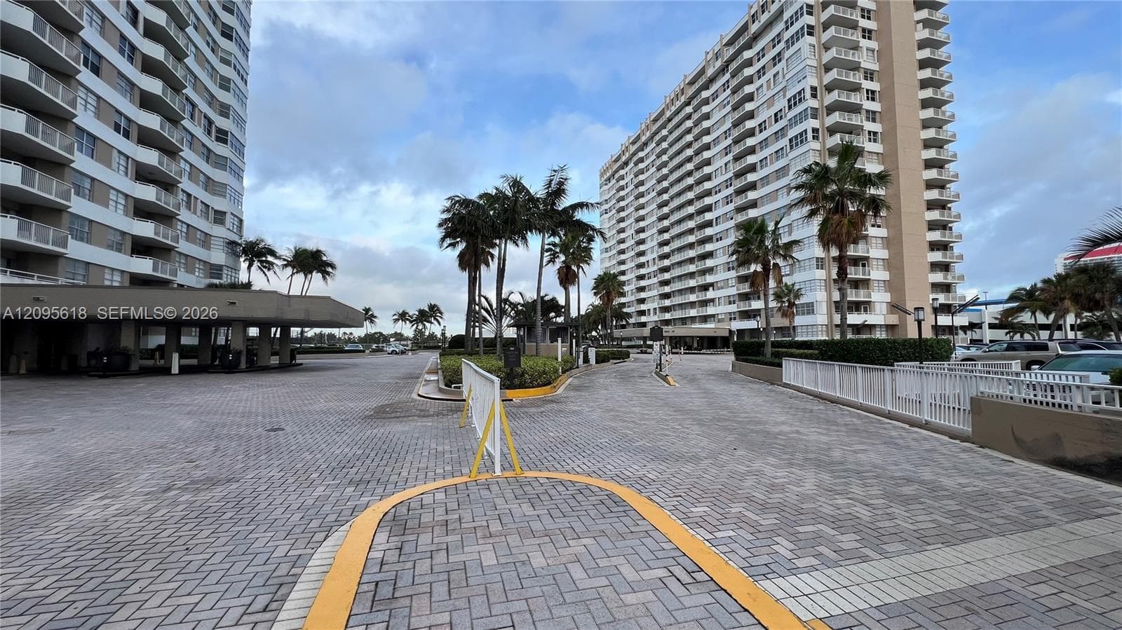 HEMISPHERES CONDO · #10G in Hallandale Beach - Photo 37