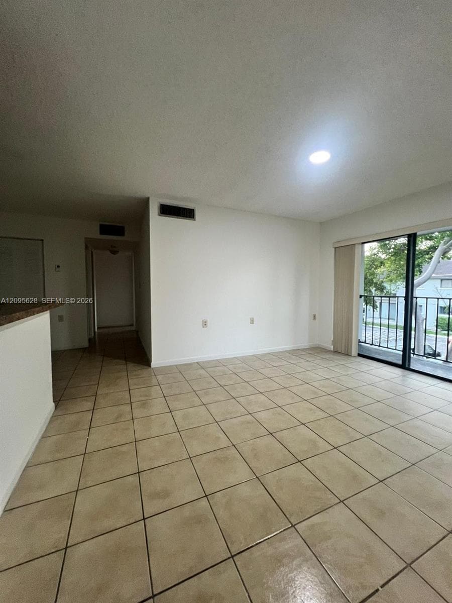 VILLA BELLINI CONDO · #202 in Hialeah - Photo 6