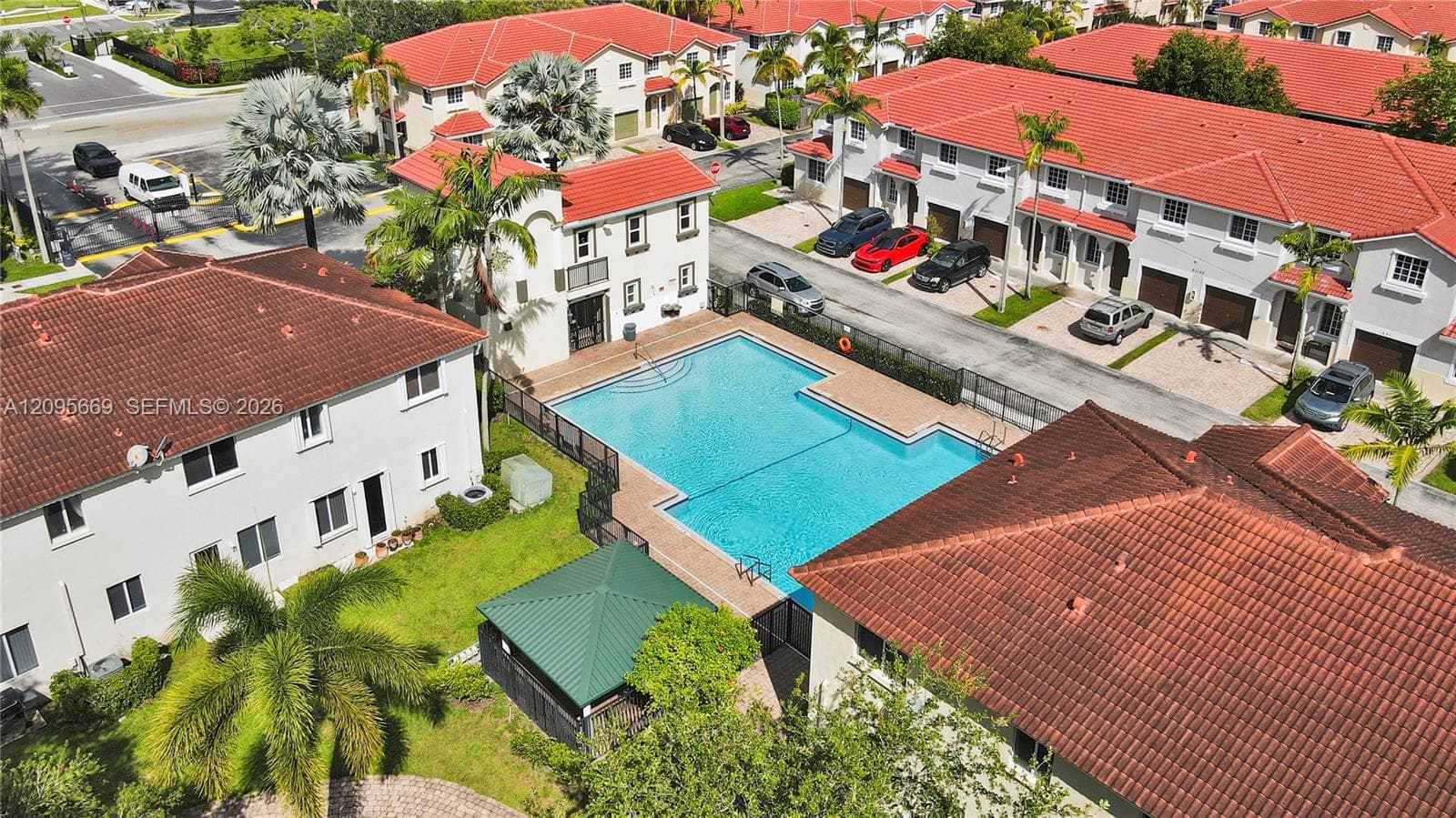 MAJORCA ISLES IV CONDO · #6 in Miami Gardens - Photo 35