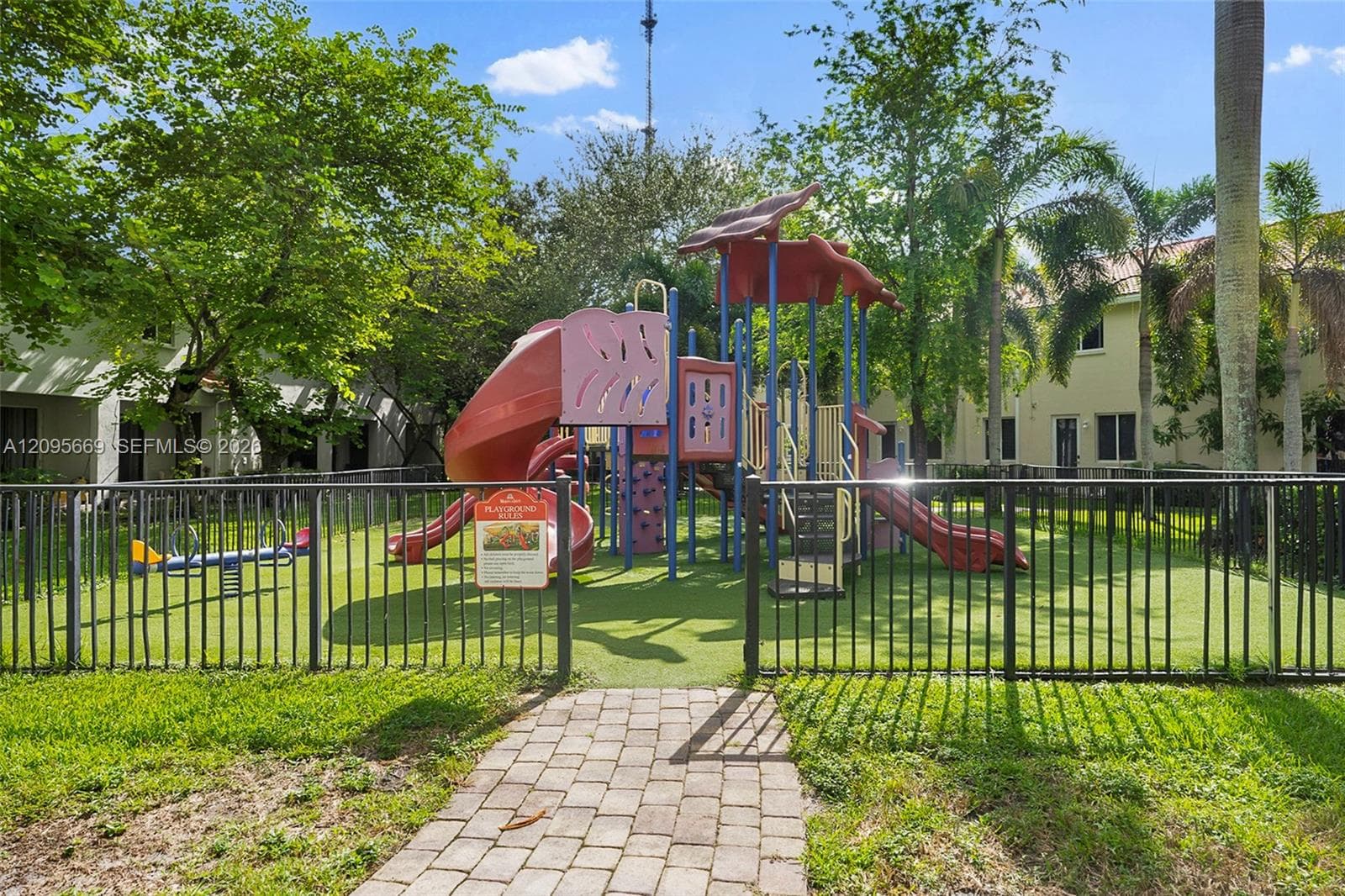 MAJORCA ISLES IV CONDO · #6 in Miami Gardens - Photo 39