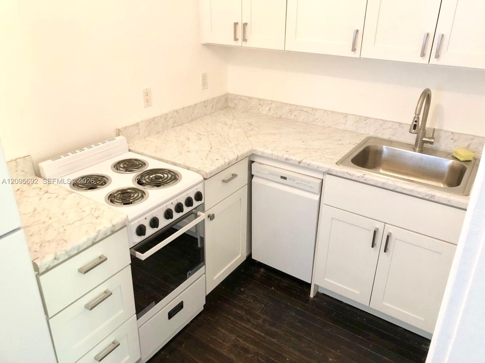 MENDOZA CONDO · #8 in Coral Gables - Photo 6