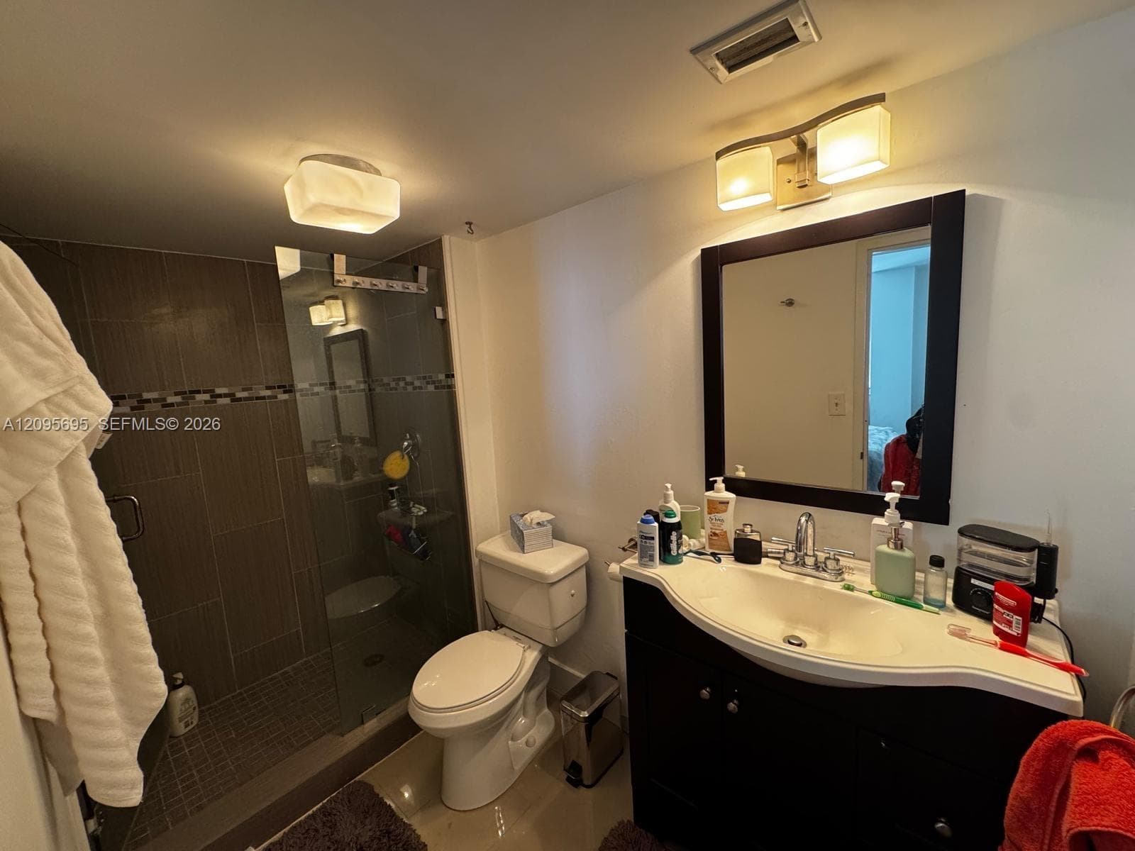Arlen Beach Condo · #912 in Miami Beach - Photo 11