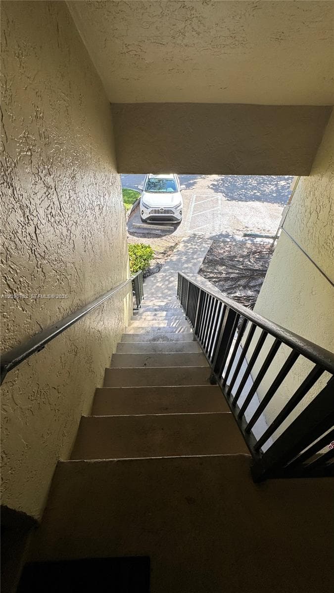 LA HACIENDA COUNTRY CLUB · #H in Hialeah - Photo 12