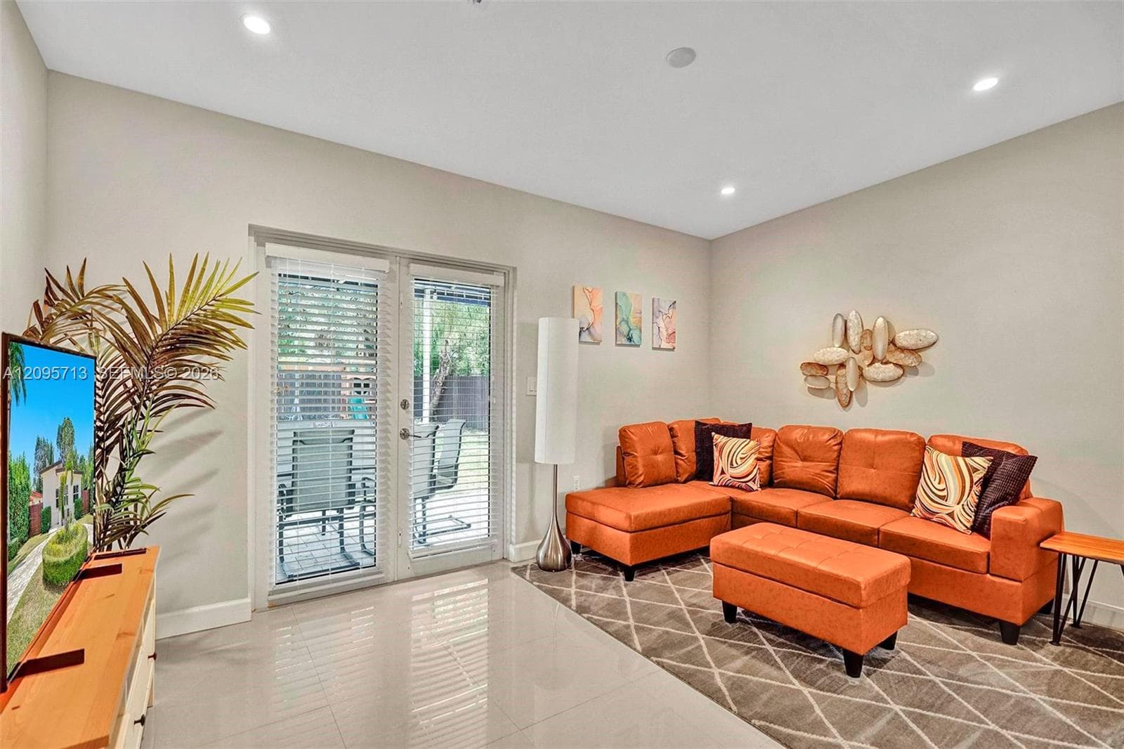 6550 SW 52nd Ter photo 17