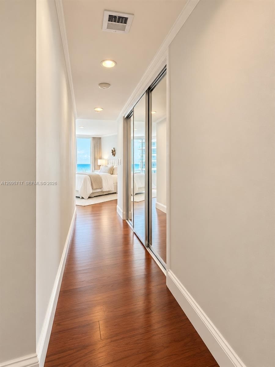Oceania III · #2032 in Sunny Isles Beach - Photo 16