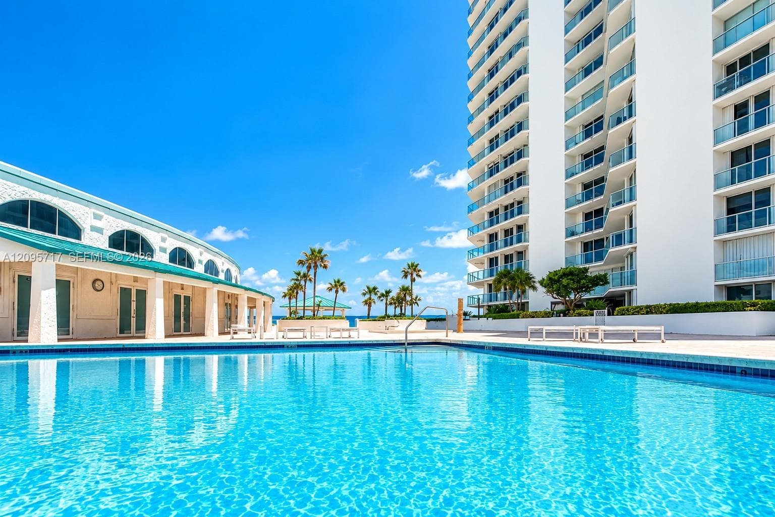 Oceania III · #2032 in Sunny Isles Beach - Photo 26