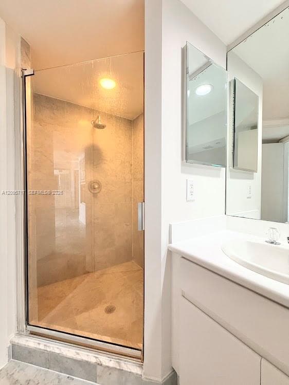 Oceania III · #2032 in Sunny Isles Beach - Photo 19