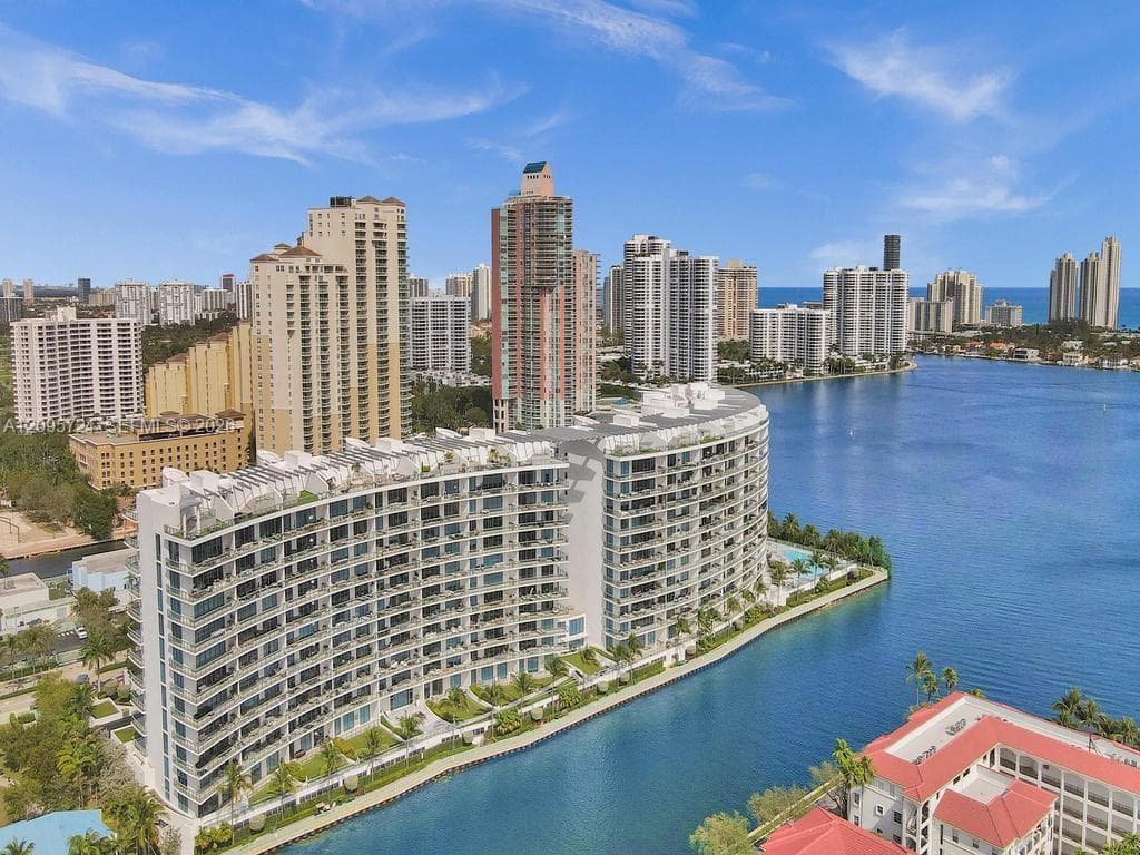 Echo Aventura · #210 in Aventura - Photo 3