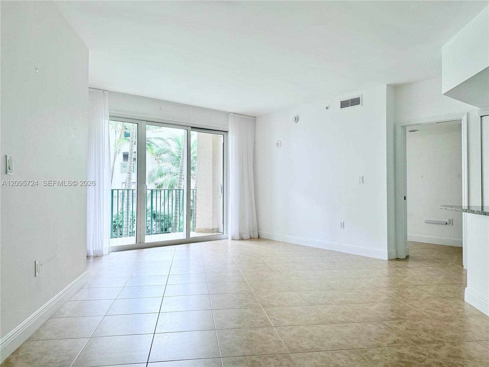 TURNBERRY VILLAGE SO TOWE · #216 in Aventura - Photo 2