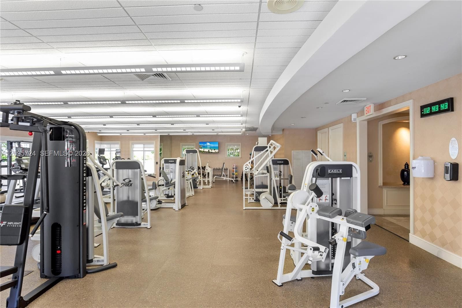 TURNBERRY VILLAGE SO TOWE · #216 in Aventura - Photo 16