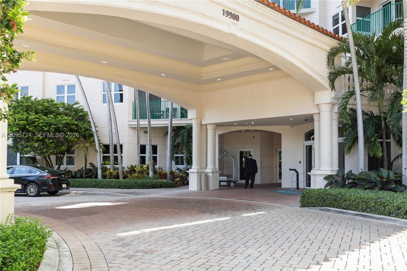 TURNBERRY VILLAGE SO TOWE · #216 in Aventura - Photo 18