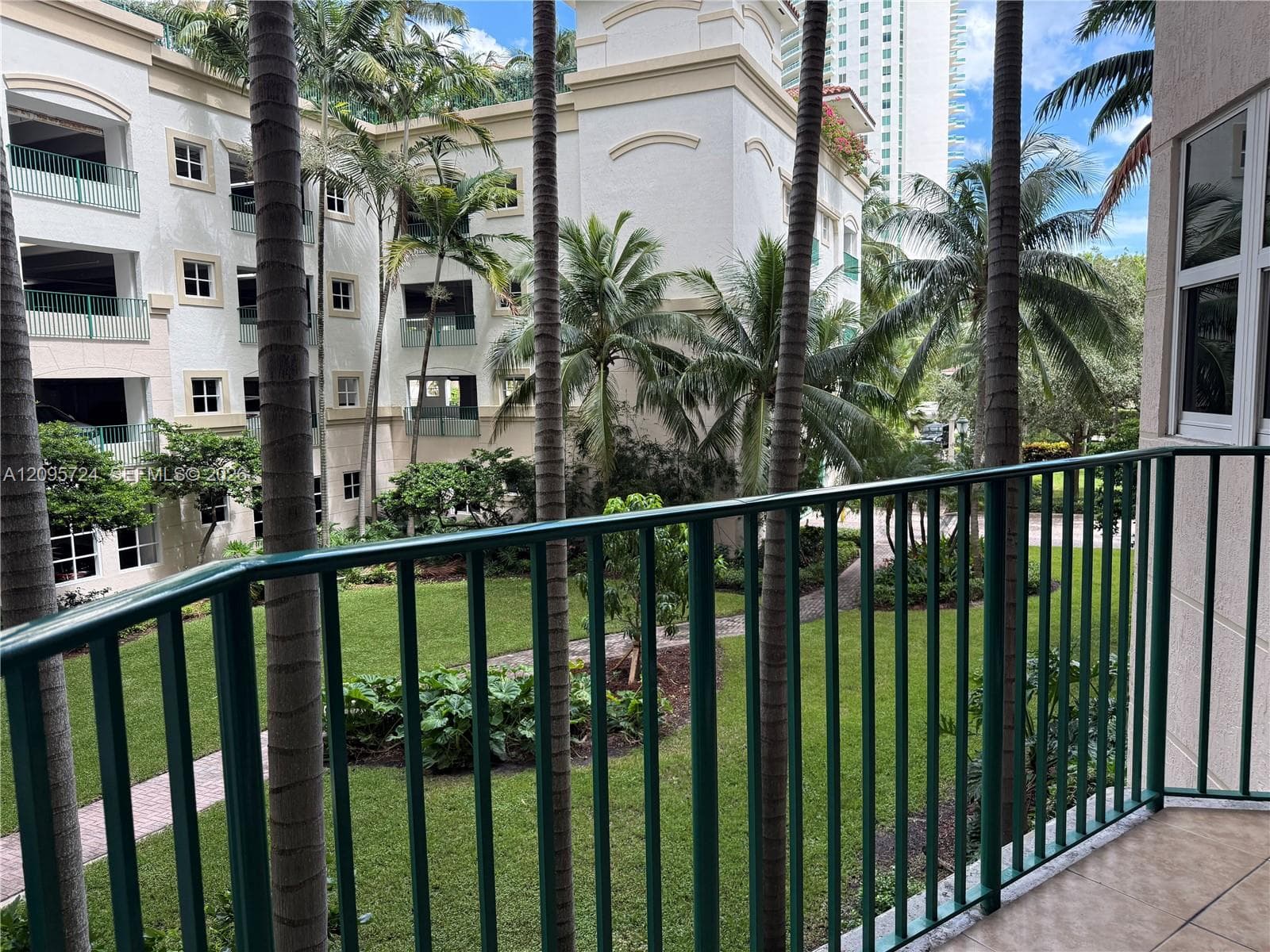 TURNBERRY VILLAGE SO TOWE · #216 in Aventura - Photo 11