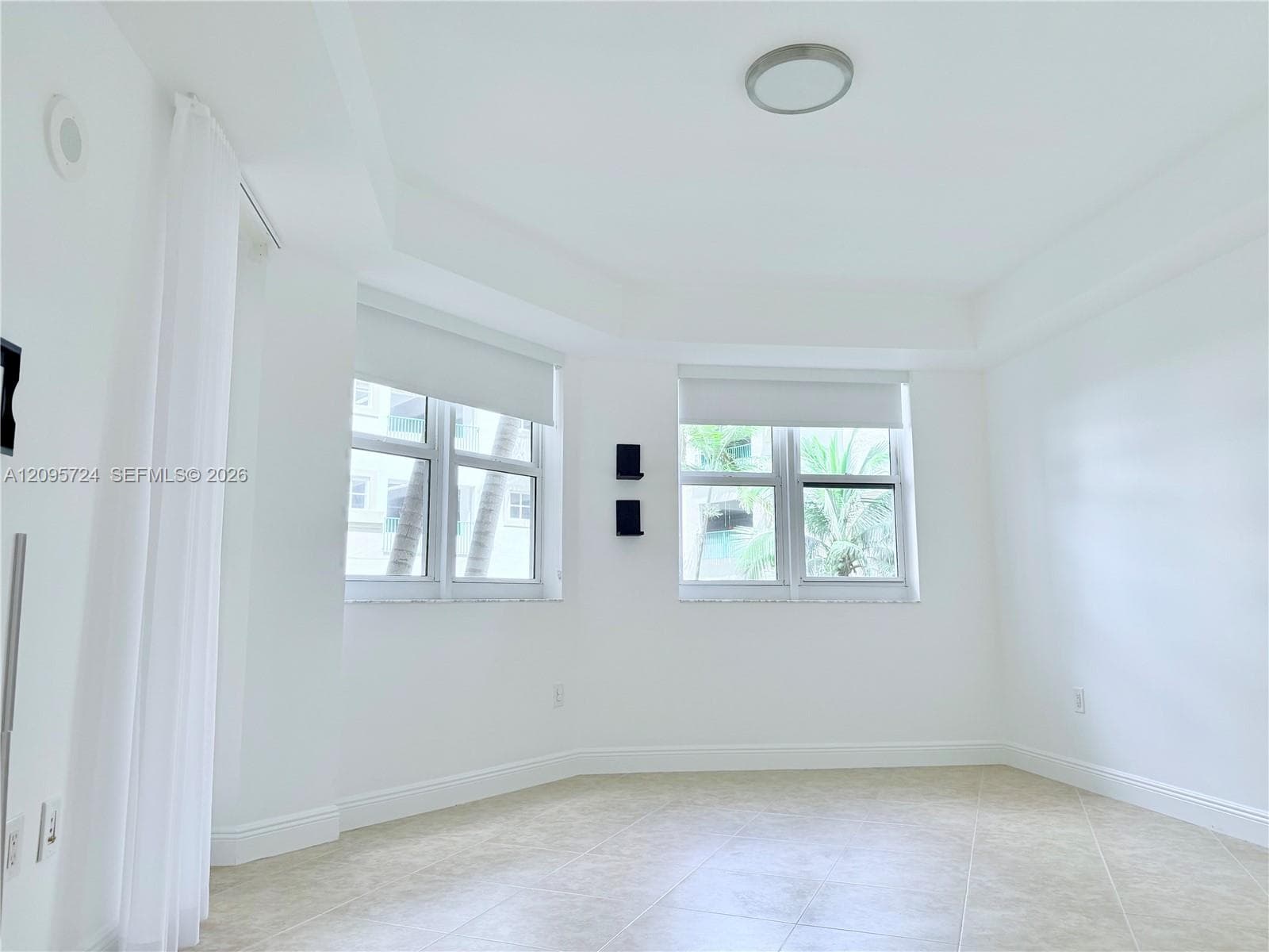 TURNBERRY VILLAGE SO TOWE · #216 in Aventura - Photo 4