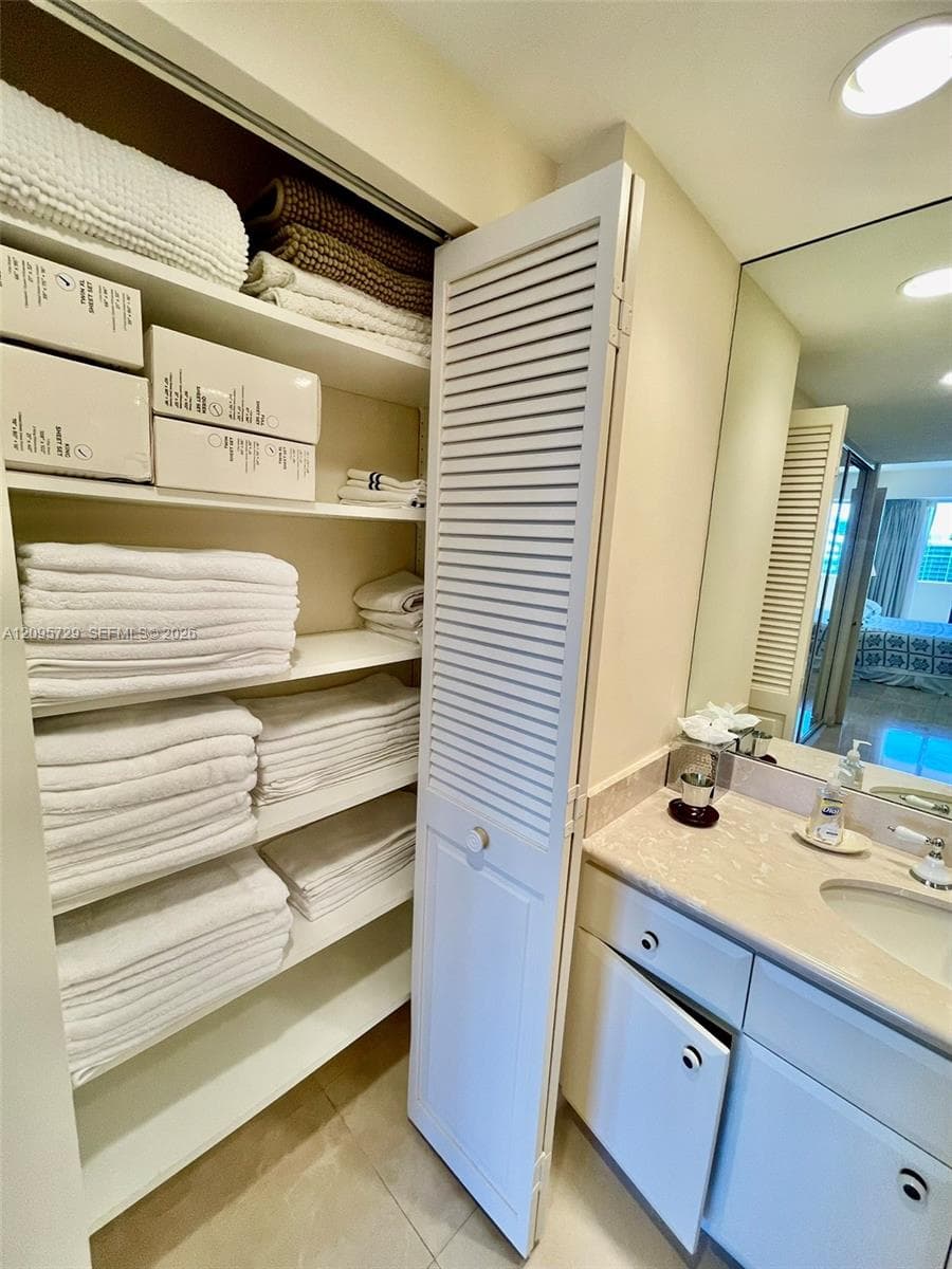 Tidemark at Key Colony · #1235 in Key Biscayne - Photo 32