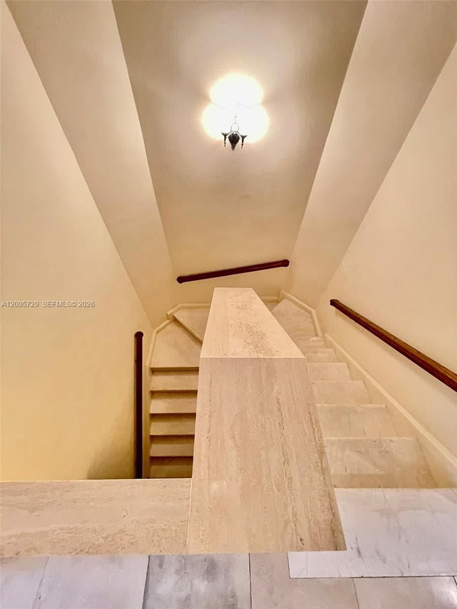 Tidemark at Key Colony · #1235 in Key Biscayne - Photo 18