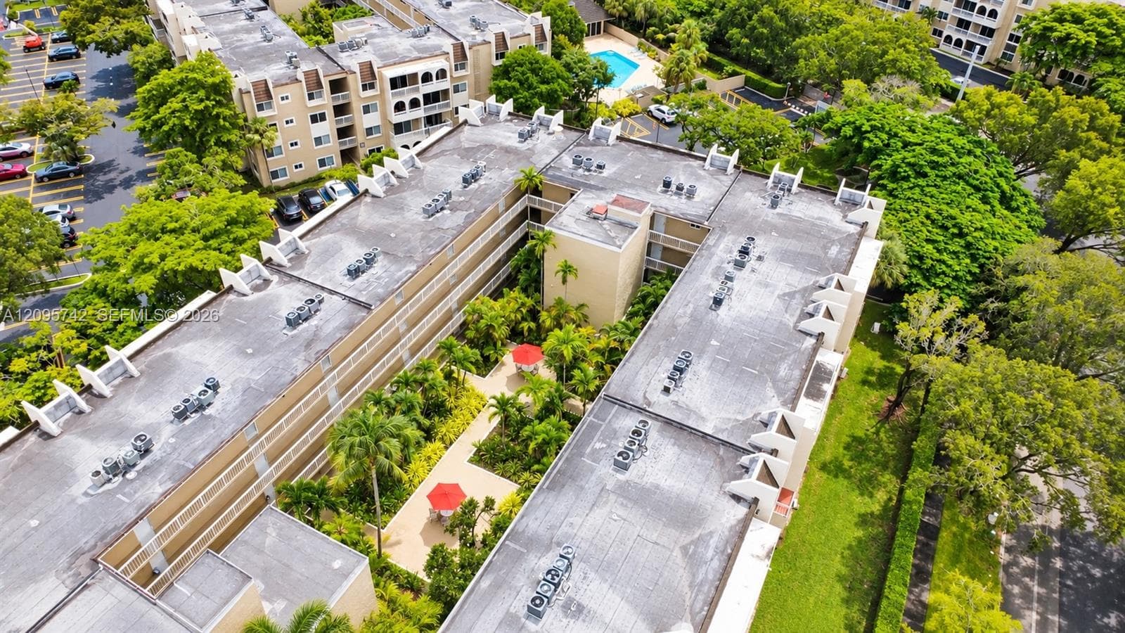 VILLAGE OF KINGS CREEK CO · #C-314 in Miami - Photo 2