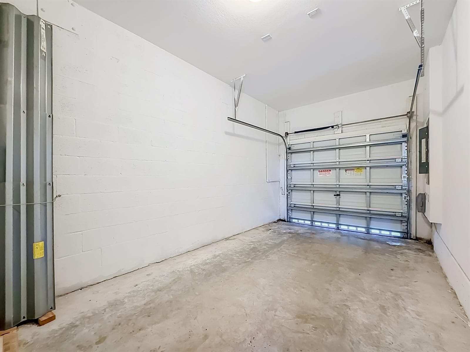1366 NW 214th Terrace-50