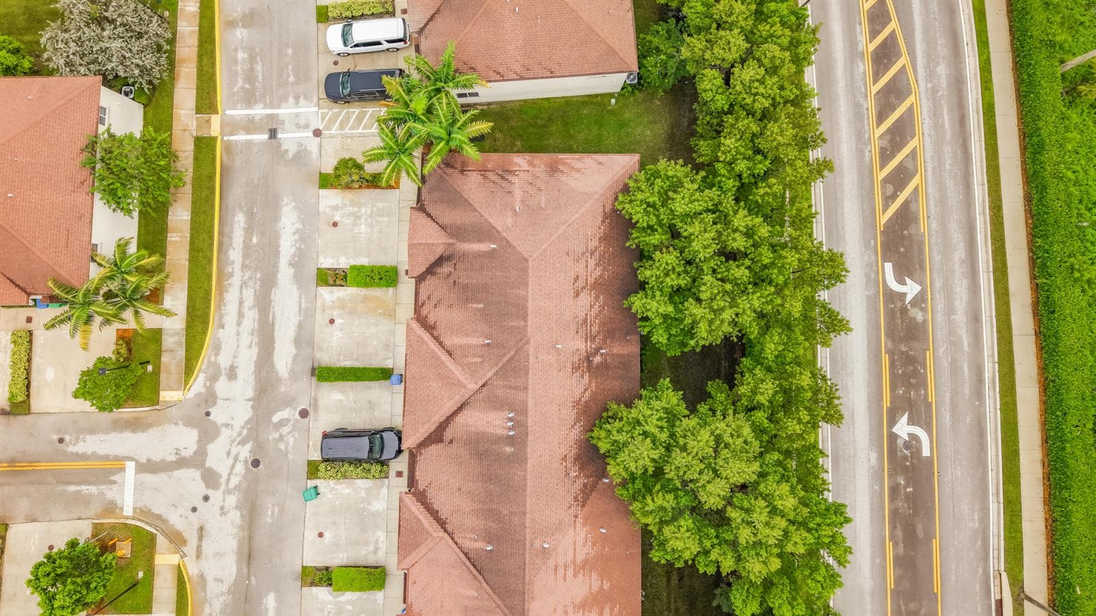 1366 NW 214th Terrace-57