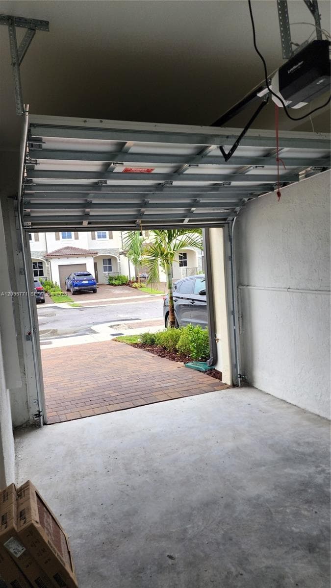 2518 SE 25th Dr #2518 photo 7
