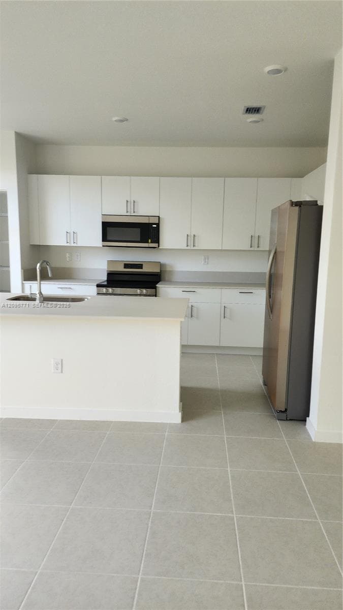 2518 SE 25th Dr #2518 photo 9