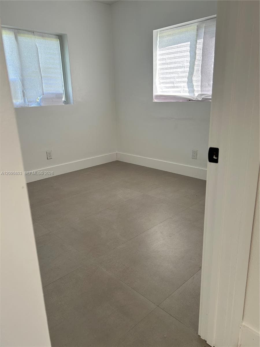 20403 NW 44th Pl photo 15