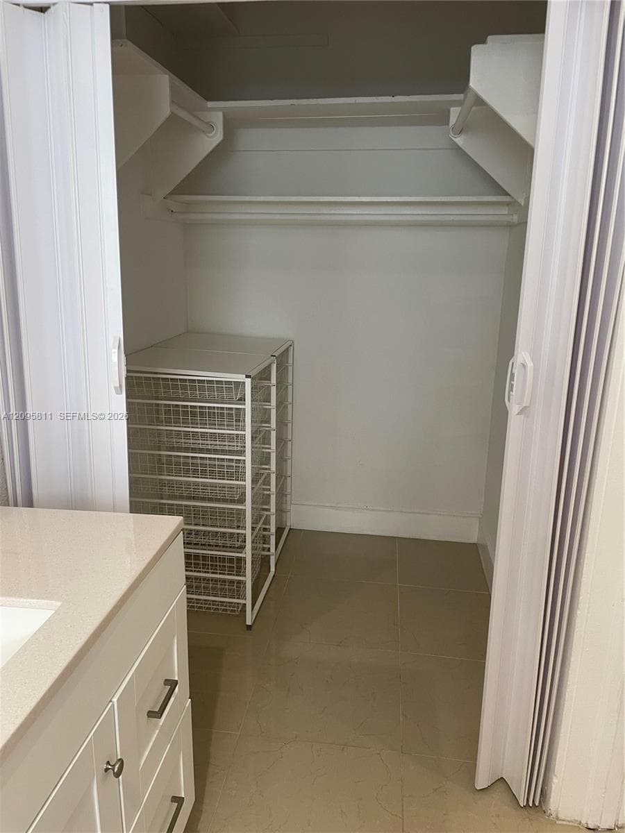 MENDOZA CONDO · #3 in Coral Gables - Photo 10