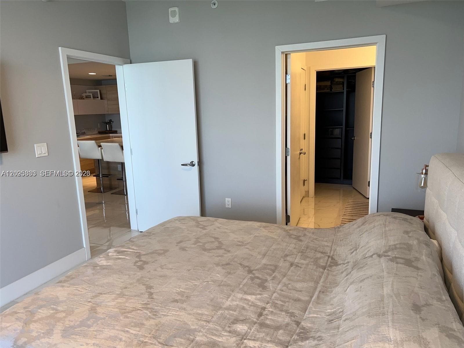 THE HARBOUR SOUTH CONDO · #2017 in North Miami Beach - Photo 14