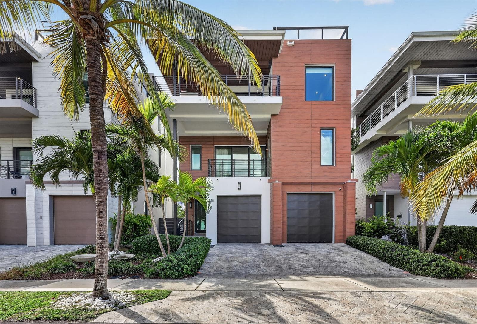 336 Balboa