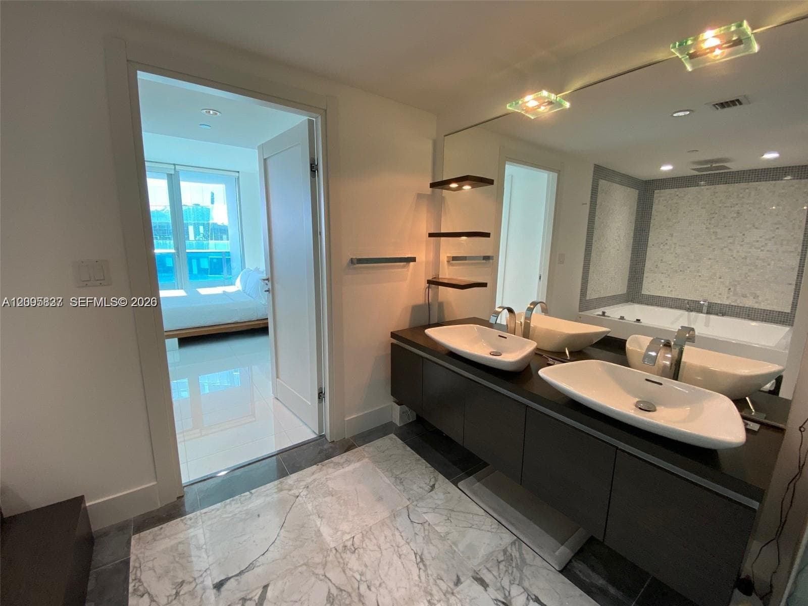 Epic · #4011 in Miami - Photo 14